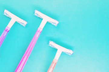 shaving equipment, removal of non-habitable hair for women, options for shaving, an epilator and a shaving machine, a set for removing non-positive hair