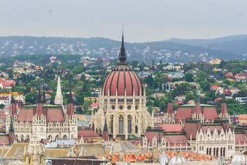 Obraz premium The capital of Hungary. View overlooking the town. Cityscape of Budapest. Panorama of the metropolis. European city. The architecture of the old city. Europe travel guide.