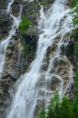 Sturzbach ob dem Lauenensee, bei Gstaad, Berneroberland, Schweiz
