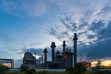 Fototapeta na wymiar Petrochemical plant at Sunset,Twilight In the industrial area Eastern Thailand.