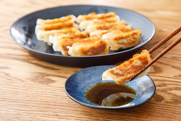 羽根つき餃子