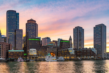 Fototapeta na wymiar Boston Downtown skylines Bay
