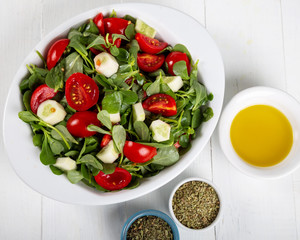 Purslane salad with tomatoes and cucumbers