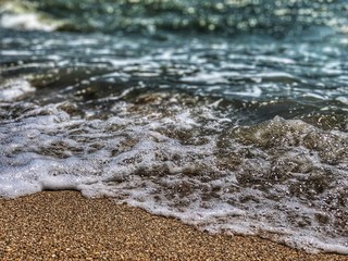 Fototapeta na wymiar waves on beach