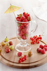 fresh berry cocktail