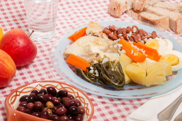 Codfish with beans and vegetables