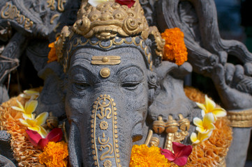 statue in thai temple