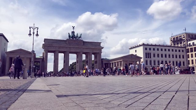brandenburger tor at berlin, germany