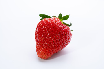 I shot while rotating the strawberry on a white background.