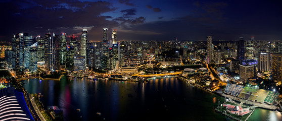 Fototapeta na wymiar Singapore Marina Bay night view