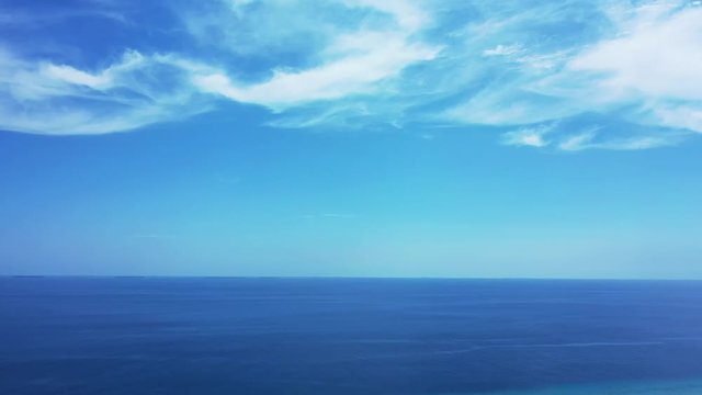 perfect horizon over the ocean background. Heavenly Sky With Clouds.