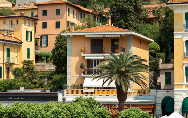 Fototapeta na wymiar Beautiful summer Italy, view of Bellagio