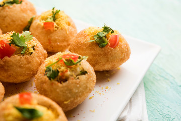 Sev puri - Indian snack and a type of chaat. Popular in Mumbai/pune from Maharashtra. it's a roadside food also served as a starter in restaurants