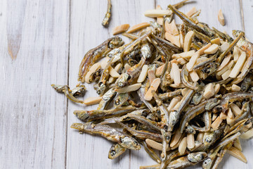 アーモンドフィッシュ