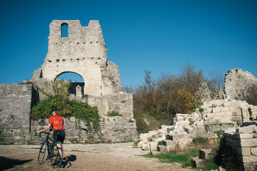 Finding hidden places in the Istria countryside, small towns and castle ruins