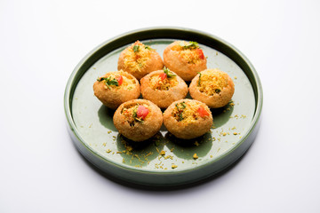 Sev puri - Indian snack and a type of chaat. Popular in Mumbai/pune from Maharashtra. it's a roadside food also served as a starter in restaurants