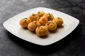 Sev puri - Indian snack and a type of chaat. Popular in Mumbai/pune from Maharashtra. it's a roadside food also served as a starter in restaurants