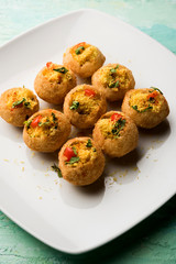 Sev puri - Indian snack and a type of chaat. Popular in Mumbai/pune from Maharashtra. it's a roadside food also served as a starter in restaurants