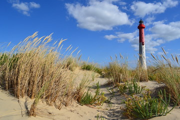 Phare de la coubre "Charente Maritime", Plus haut phare de la côte charentaise, protégé au titre des monuments historiques, un musée y retrace la vie des phares dans l'estuaire de la Gironde. © Biard.J