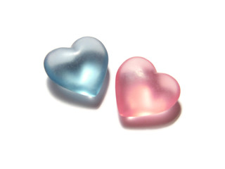青とピンクのガラスのハート