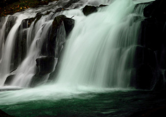 Fototapeta na wymiar 滝の涼しい風景