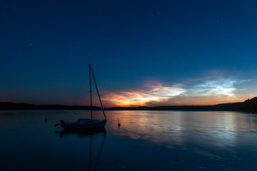 srebrzyste obłoki NLC obłoki srebrzyste chmury © Dariusz