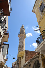 Osmanische Minarett der Moschee Gazi Husein