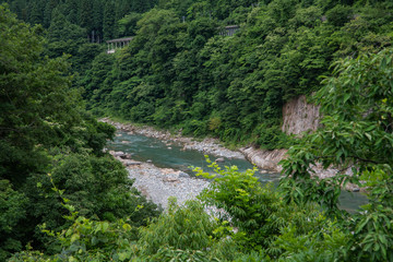 Fototapeta na wymiar 手取川の峡谷