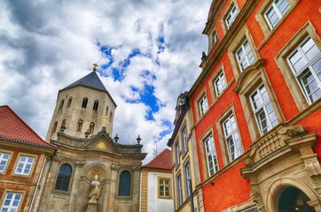 Fototapeta na wymiar Historische Altstadt von Paderborn