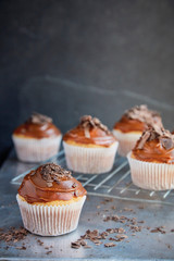 Muffins dulce de leche y granola 