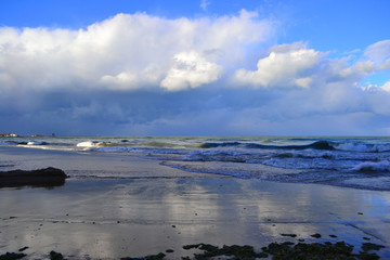 Obraz premium Lake Michigan, Chicago, IL, Beautiful water and sky