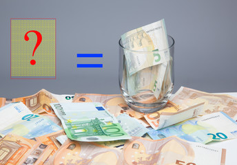 El dinero es la base de la sociedad capitalista, el dinero sirve para pagar los préstamos que nos han dado los bancos, compramos la comida y los servicios básicos con dinero. Las empresas pagan a sus 