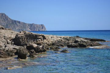 sea and rocks