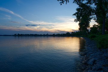 Fototapeta premium Blaue Stunde am Chiemsee