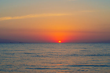 Obraz premium Bright sky and water at sunset over Black sea of Anapa, Krasnodar region, Russia