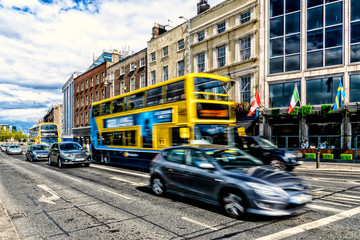 Naklejka premium Ruch uliczny w Dublinie