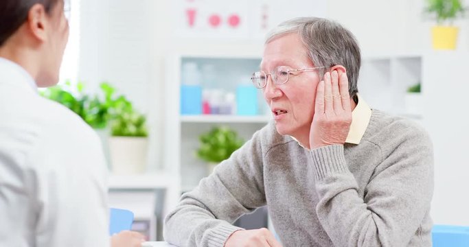 elder patient feel earaches