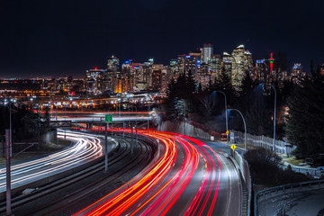 Fototapeta na wymiar Traffic in City at night