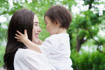 母親　子育て