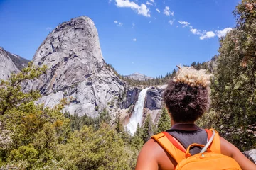 Badkamer foto achterwand Hiking in Yosemite © Abigail Marie