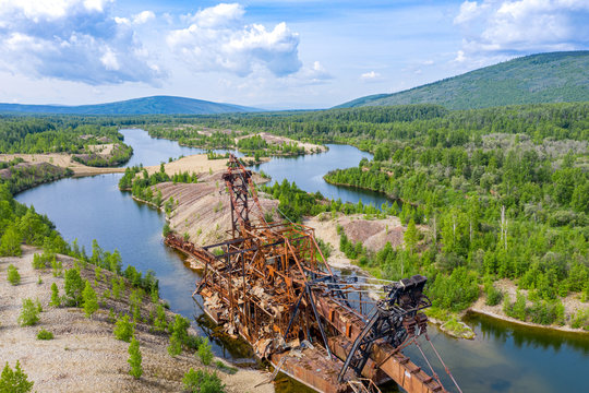 Abandoned Gold Dredge