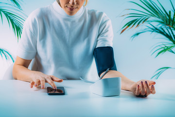 Measuring Blood Pressure, Using Smart Phone to Follow Results