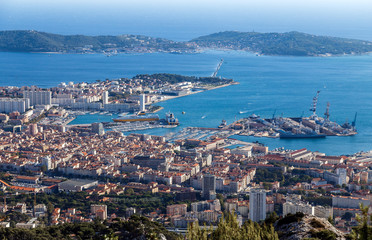 Fototapeta na wymiar Aerial panoramic view of Toulon city and coastline from Faron mountain. France. Travel Europe.