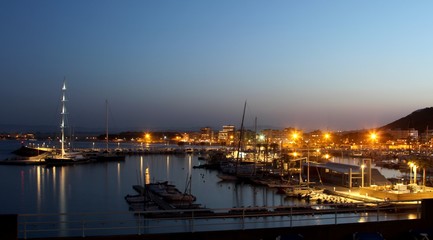 Fototapeta na wymiar le port de l'Estartit à la nuit tombée,Espagne,Catalogne,Costa Brava