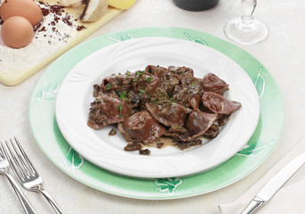 Tortelloni con patate e cioccolato, pasta ripiena italiana