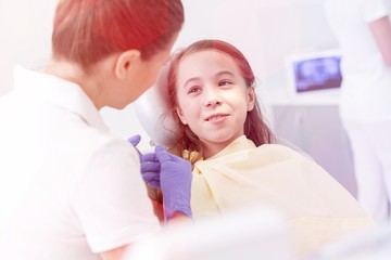 Obraz premium Medical personel (doctors, nurses and dentists) during different procedures with patients.