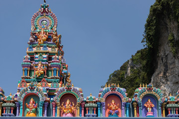 Fototapeta premium Batu Caves is a limestone hill that has a series of caves and cave temples in Gombak, Selangor, Malaysia
