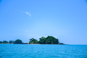 The beauty of the sea, the beach And the blue sky of Koh Kam, Laem Son National Park, Ranong Province, Thailand.