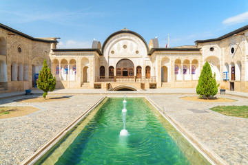 Fototapeta premium Awesome view of courtyard at Tabatabaei Historical House