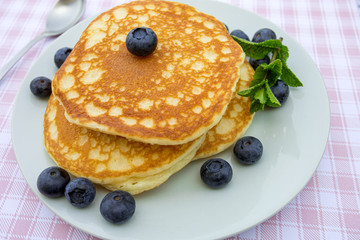 pancakes et myrtilles